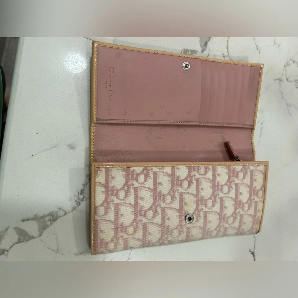 🩷Good Condition 🌸Christian Dior🌸Trotter Collection Wallet🌸